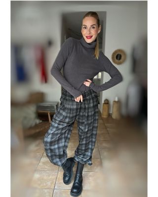 ✨ Nový rok, nový střihy, stejný my ✨ Zejtra rovnou i online, protože čekat se v lednu fakt nechce….Volno bolo dlouhý a...